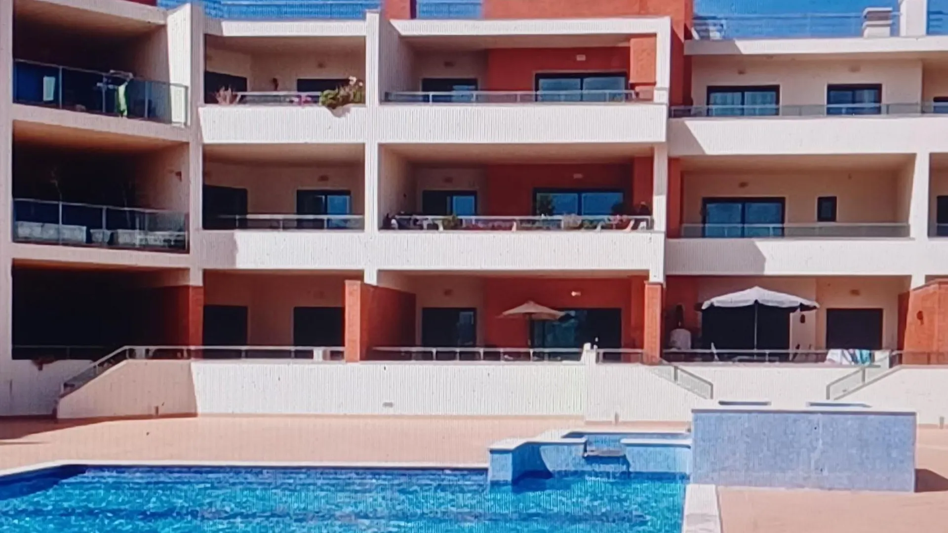Meia Praia Top Floor Apartment Lagos